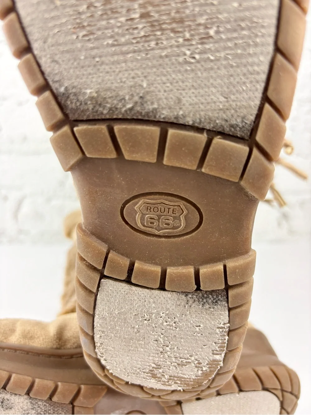 Vintage Route 66 Tan Faux-Fur Embroidered Winter Boots 7